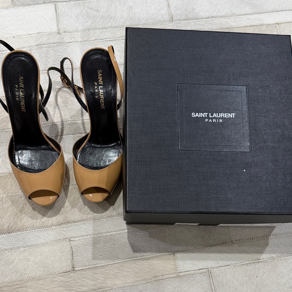 Saint Laurent Nude Patent Leather Platform Peep-Toe Slingback Heels - Picture 13 of 16